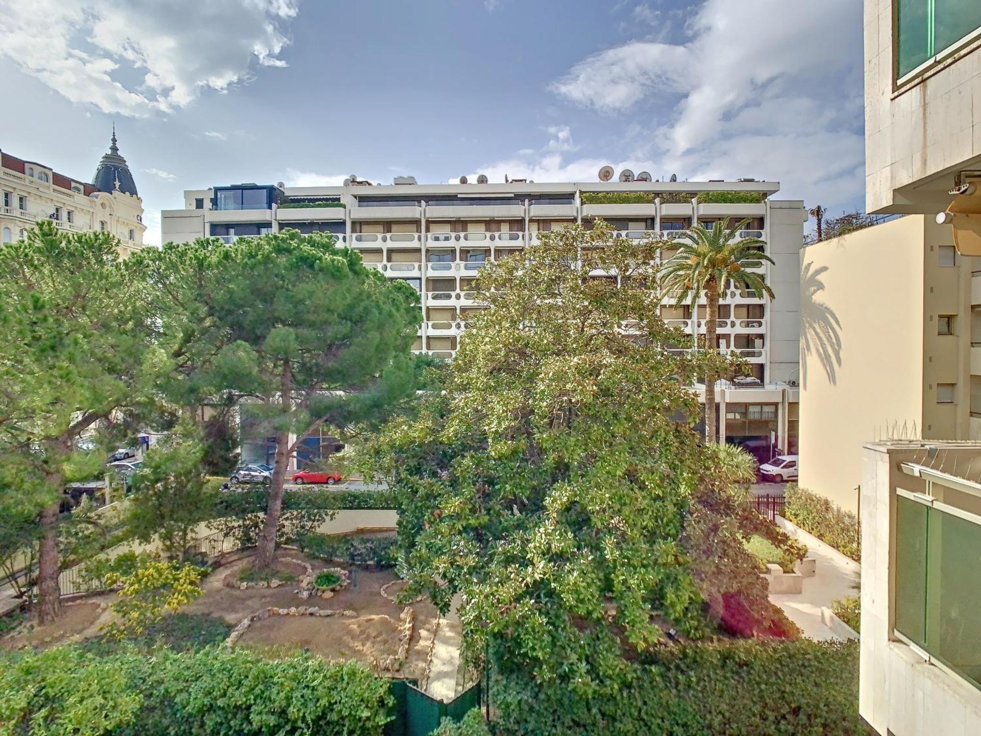 Appartements De Standing Cannes Centre Exterior photo